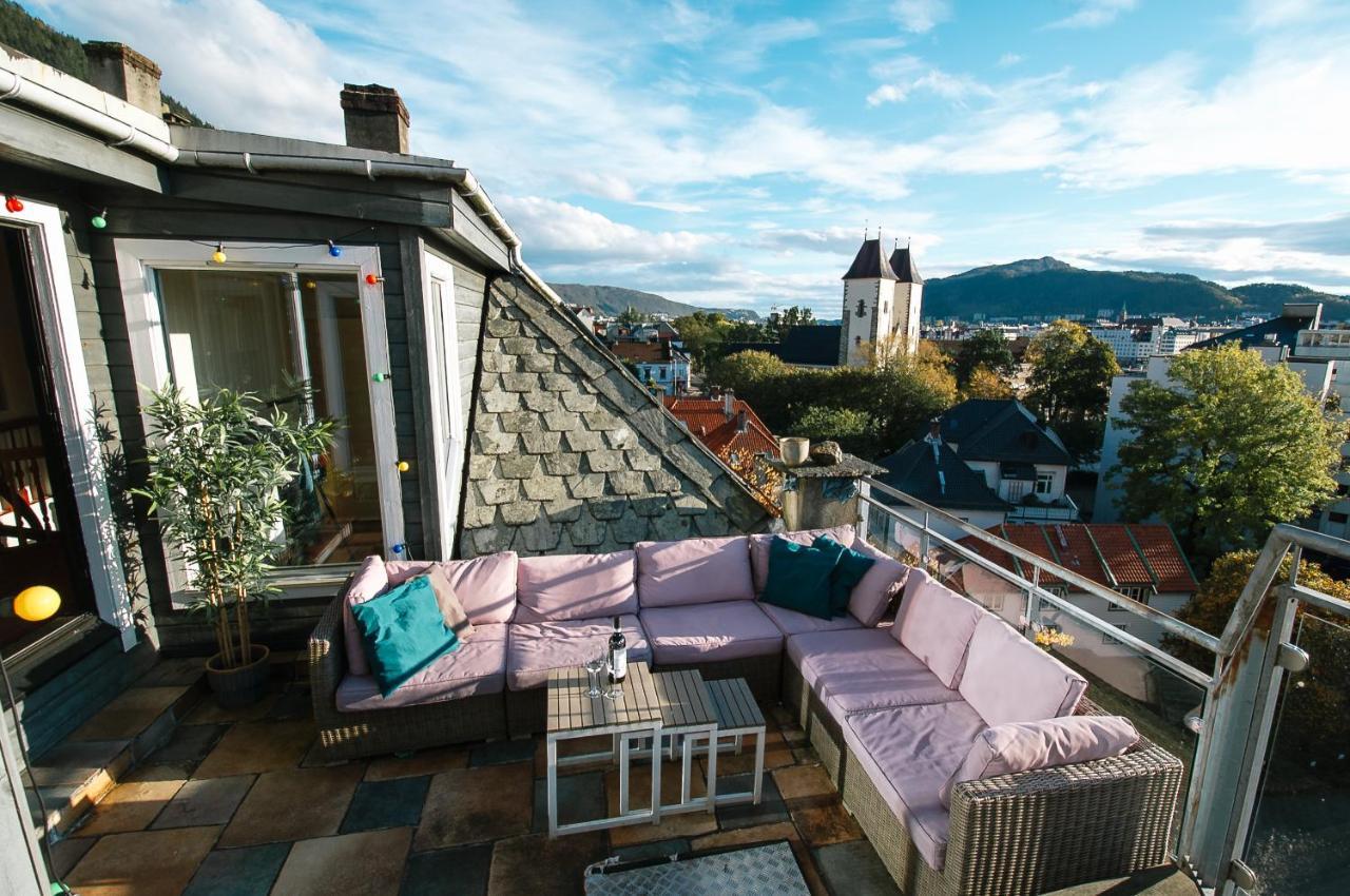 Spacious Penthouse With Grand Terrace Bergen Esterno foto